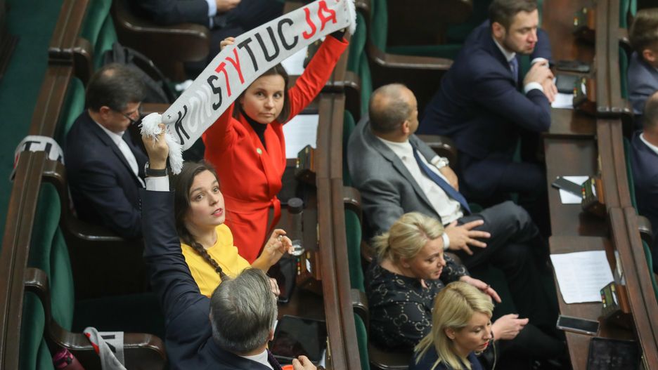 Wielu Polaków nie ma zdania na temat zapisów "ustawy dyscyplinującej"