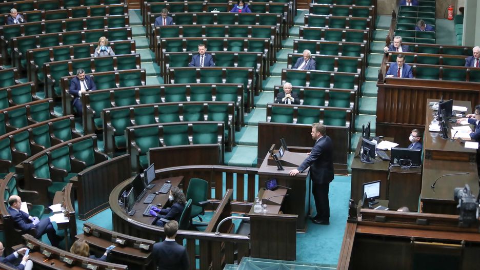 Koronawirus w Polsce. Posiedzenie Sejmu ws. zmiany regulaminu