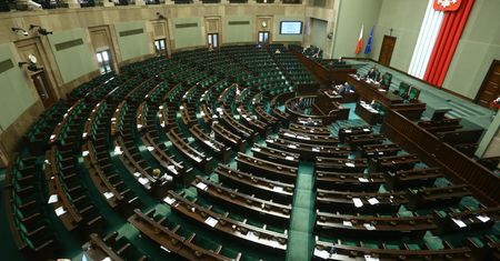 Debata o SOR-ach w Sejmie i puste ławy? Sprawdziliśmy, jak było naprawdę