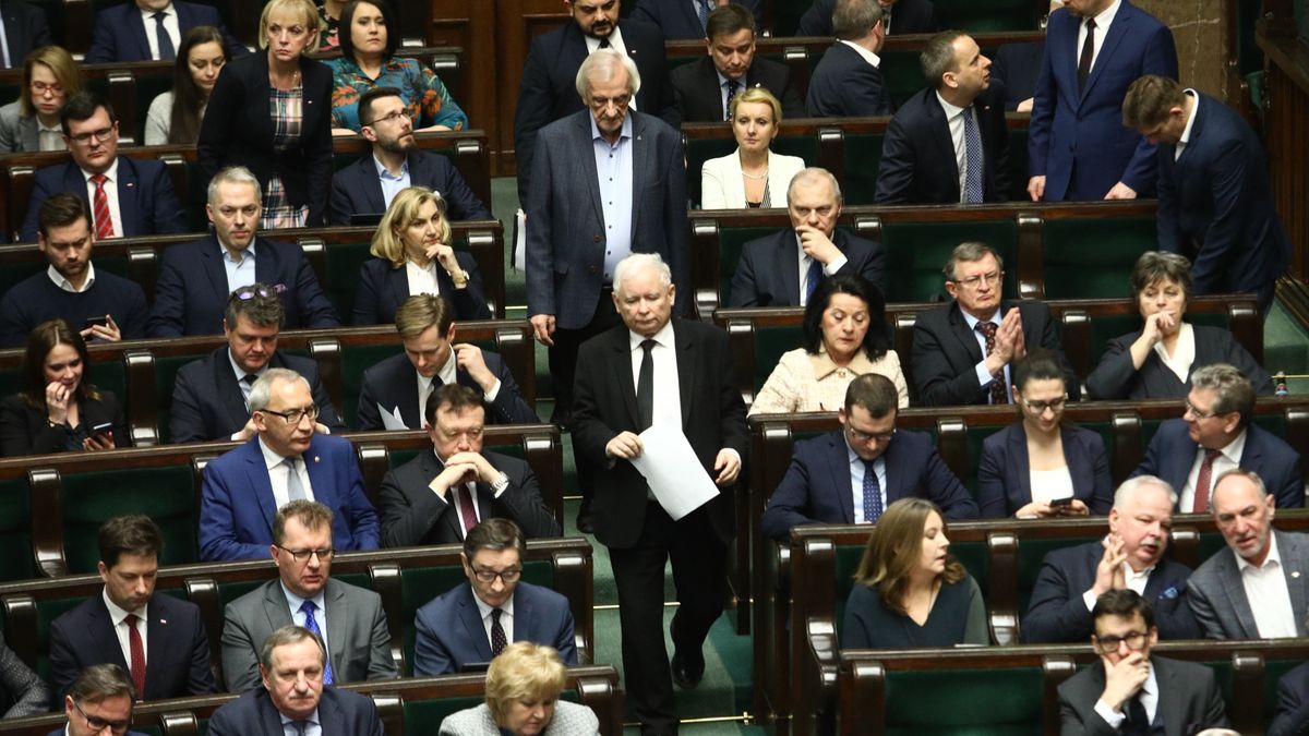 Sejm zajmie się opłatą cukrową i od tzw. małpek już 14 lutego