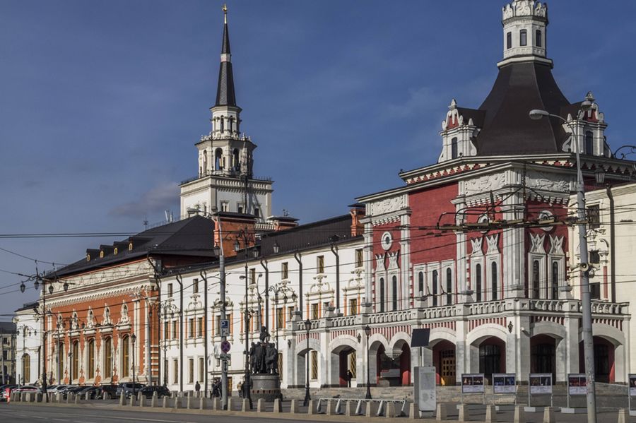 Wnuczka Chruszczowa zginęła pod kołami pociągu