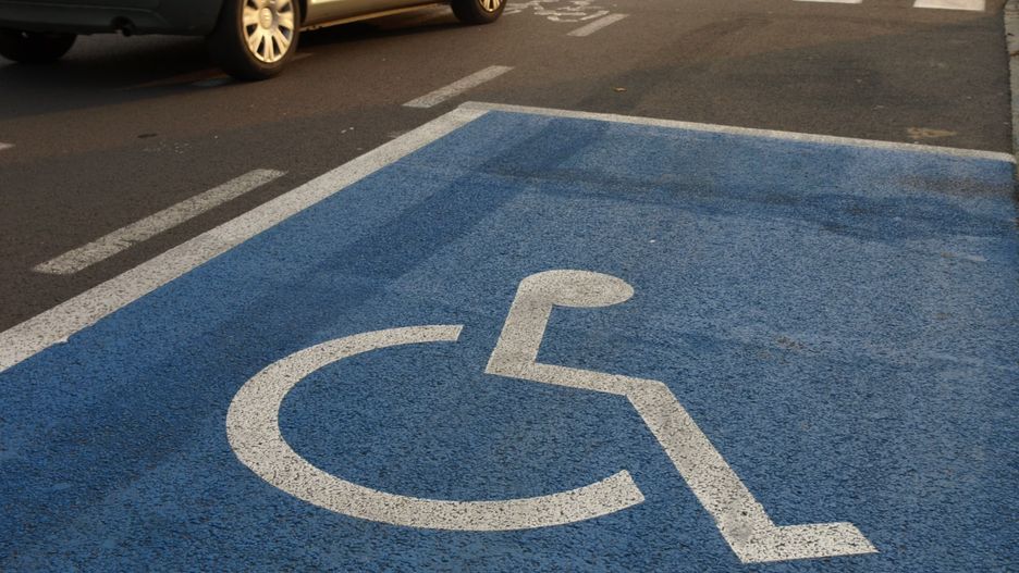 Miejsce parkingowe dla niepełnosprawnych