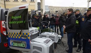 Ekopatrole z nowymi elektrycznymi autami na ulicach Warszawy