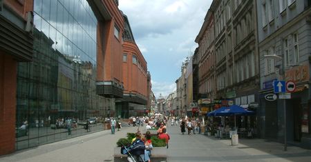 Poznań chroni się przed terrorystami. "Dmuchamy na zimne"
