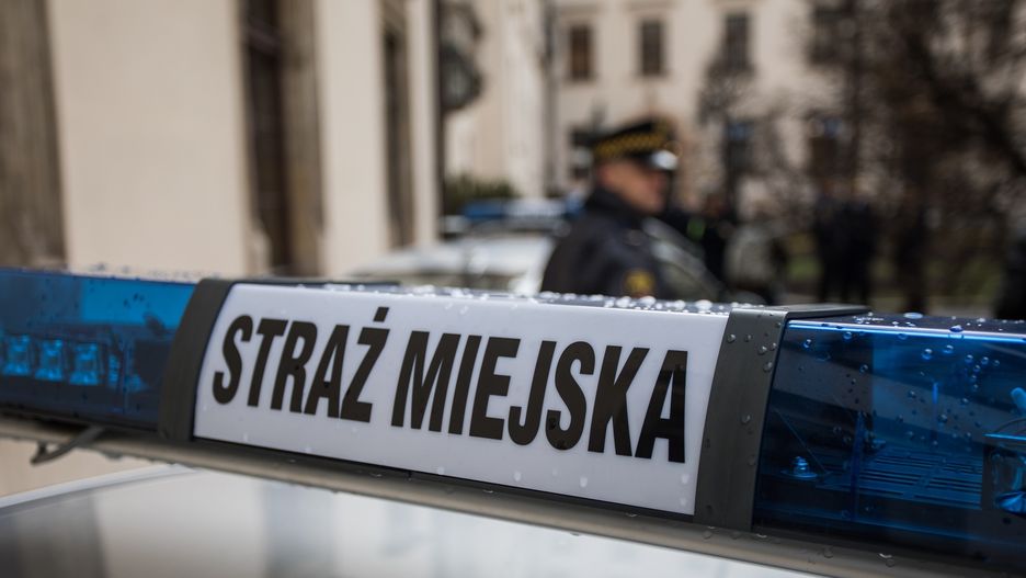 Ostrów Wielkopolski: Bezdomna z dzieckiem mieszkała na ogródkach działkowych