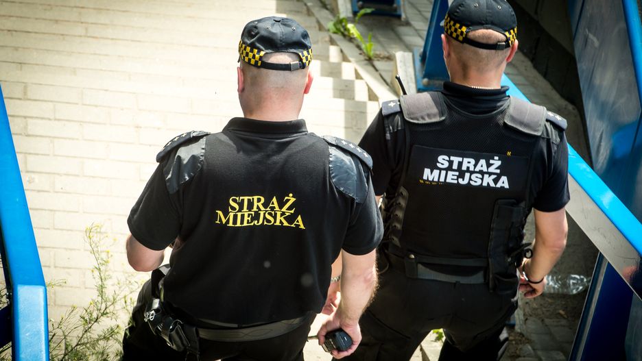 Strażnicy miejscy w Toruniunmusieli zająć się 13-letnim chłopcem, który zażył ecstasy.