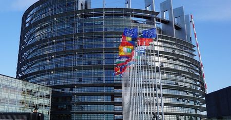 Parlament Europejski udostępnia budynki dla bezdomnych. Przygotuje tysiąc posiłków dziennie