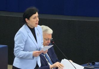 Debata PE ws. Polski. Europosłowie chcą uzależnienia funduszy od praworządności