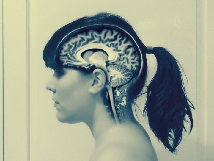 Przyznacie sami, że niezbyt często słyszycie o czymś takim jak cholina, ale to jest bardzo ważny związek chemiczny, który jest istotny dla mózgu - pamięć. Zwłaszcza powinny o to zadbać kobiety w ciąży, ponieważ w tym okresie może wystąpić niedobór choliny.