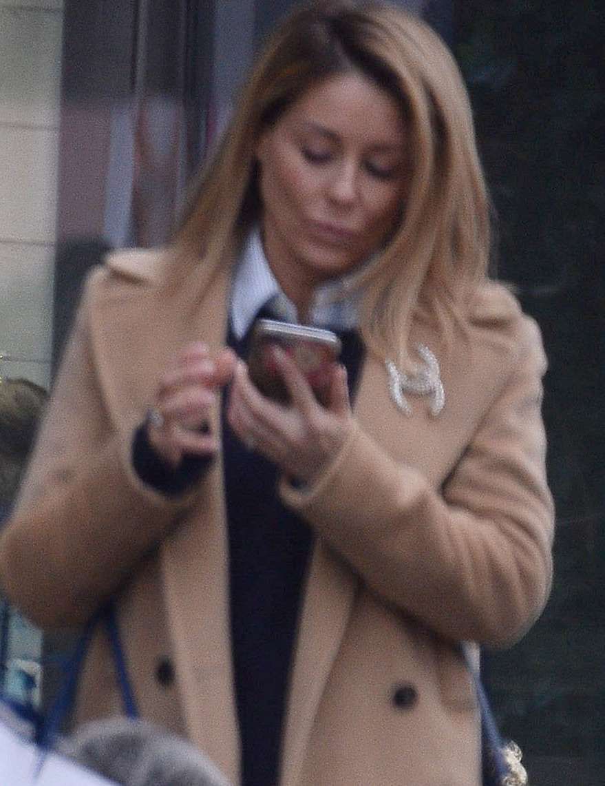 Małgorzata Rozenek wraca z zakupów