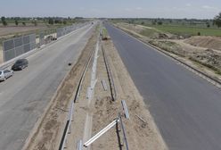 Na A2 asfalt jest już ułożony, ale zostało sporo pracy