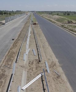 Na A2 asfalt jest już ułożony, ale zostało sporo pracy