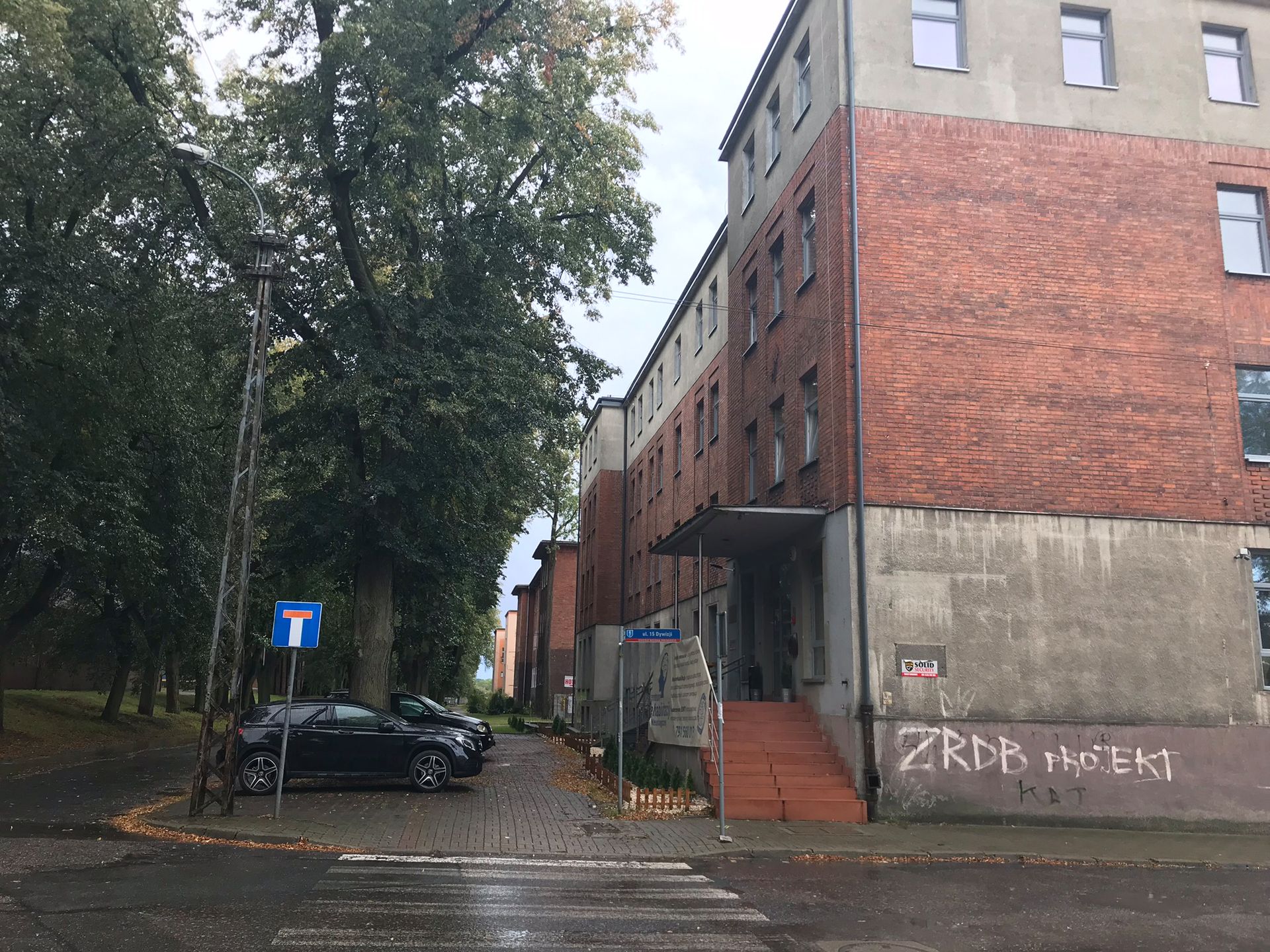 Budynek przy ul. Gietkowskiej 5 w Olsztynie. Tutaj Tomasz K. prowadzi hotel, instytut neurorehabilitacji i restaurację. 