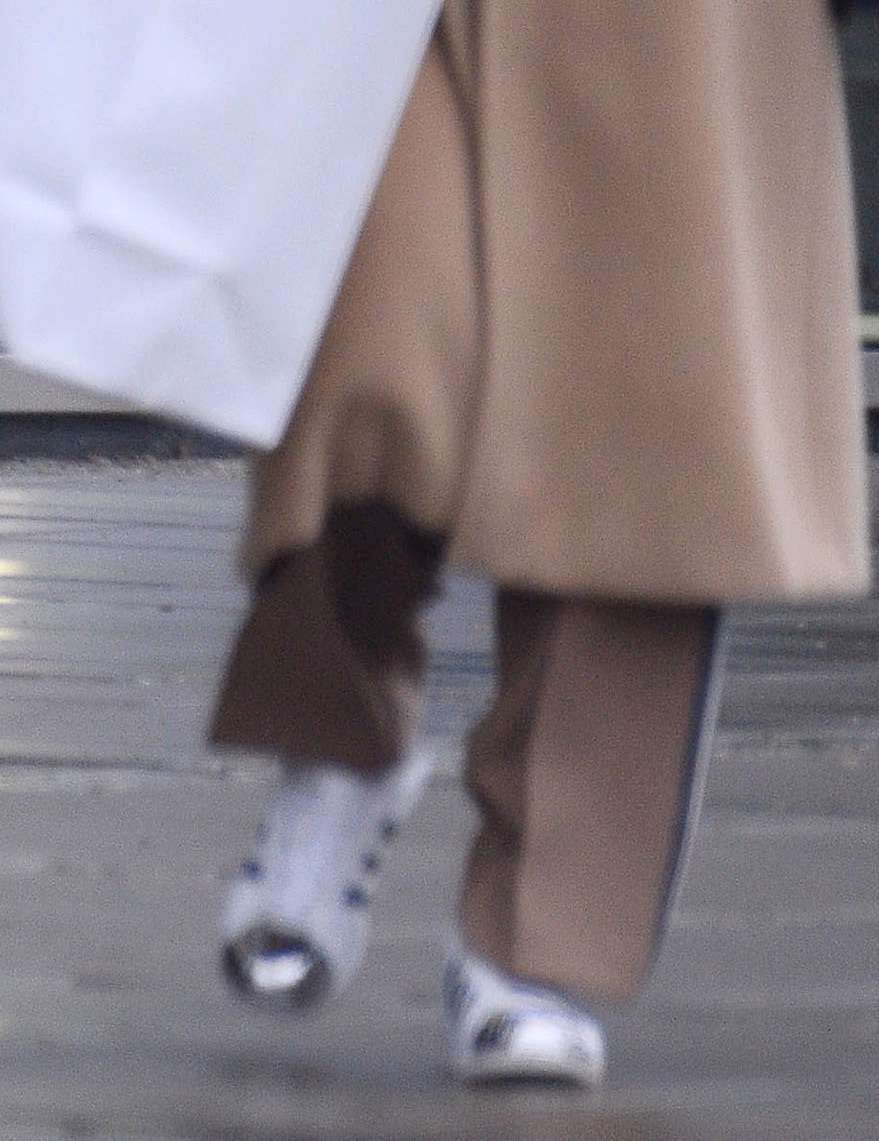 Małgorzata Rozenek wraca z zakupów