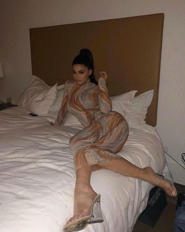 Kylie Jenner usunęła swoje zdjęcie, a następnie udostępniła je po korekcie