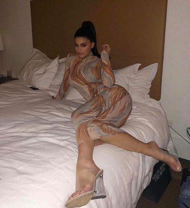 Kylie Jenner usunęła swoje zdjęcie, a następnie udostępniła je po korekcie
