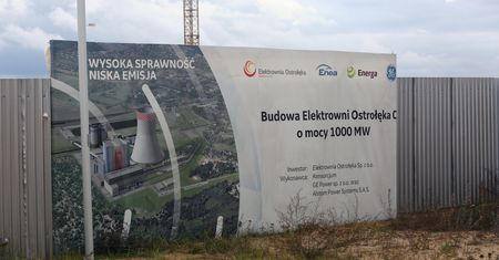 Ostrołęka z węglem mimo wszystko. "Jak zaangażowani w projekt sobie poradzą, to ich problem"