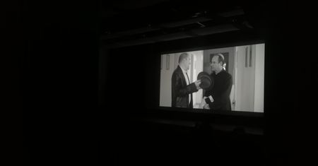 Ostrołęka nie pokaże "Kleru". Młodzież ogląda film o Stefanie Wyszyńskim