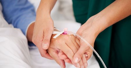 Wybudzić osoby w śpiączce. Polskie rodziny czekają na kliniki
