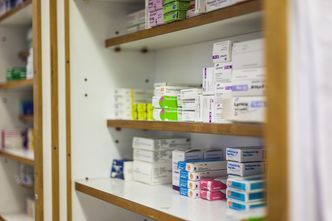 Kary dla aptekarzy. Resort zdrowia zgodził się, by nowe przepisy nie dotyczyły leków sprzedawanych bez recepty