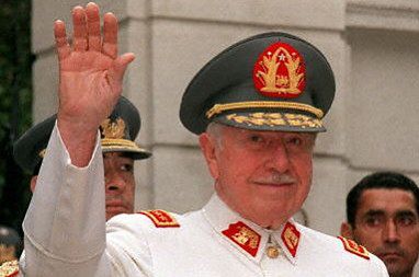 Sąd zniósł immunitet Pinocheta ws. oszustw podatkowych