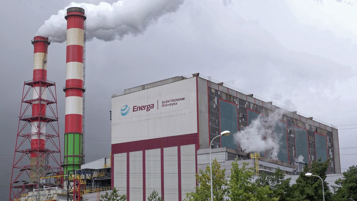 Blok Ostrołęka C na razie nie ma finansowania. Analizy w tej sprawie mają zakończyć się na początku maja