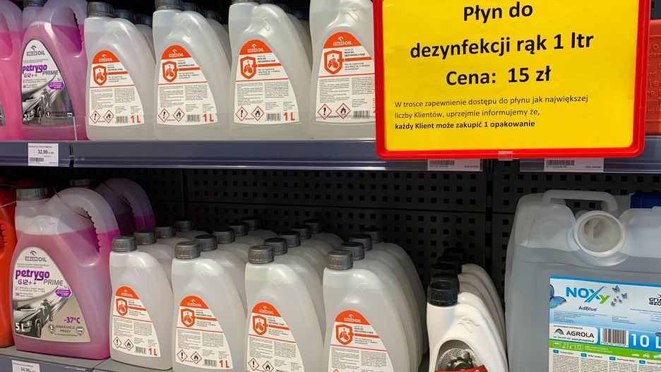 Brakuje płynu do dezynfekcji rąk. Orlen zapewnia, że robi co może, by pojawił się na stacjach