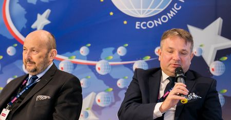Aptekarze chcą rzetelnie informować, a nie prowadzić kampanie koncernów farmaceutycznych