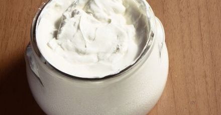Kwas salicylowy w kosmetyce. Tonik, krem i peeling salicylowy