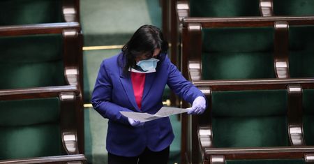 PiS zmienił kodeks wyborczy. Politycy partii przekonują, że zgodnie z konstytucją