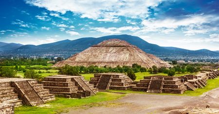 Meksyk. Archeologowie odkrywają w Teotihuacan tajemniczą komnatę i tunel do królestwa podziemi