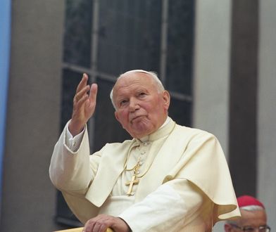 Jan Paweł II patronem Europy? Chce tego kardynał Dziwisz