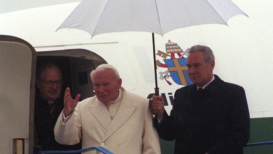 Jan Paweł II i Angelo Gugel we Wrocławiu w 1997 roku