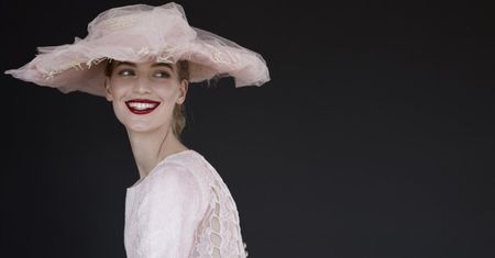 Spektakularne piękno Kobiet Chanel