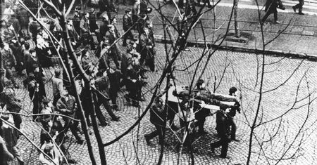 Jej syn stał się symbolem grudniowej tragedii, bohaterem „Ballady o Janku Wiśniewskim"