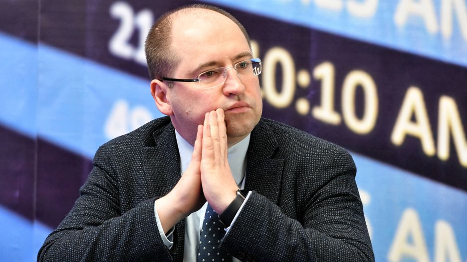 Adam Bielan tłumaczy, dlaczego startuje w wyborach do PE