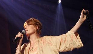 "Kiedy miałam 17 lat, zaczęłam się głodzić". Florence Welch wyznaje prawdę