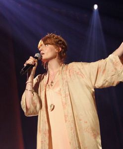 "Kiedy miałam 17 lat, zaczęłam się głodzić". Florence Welch wyznaje prawdę