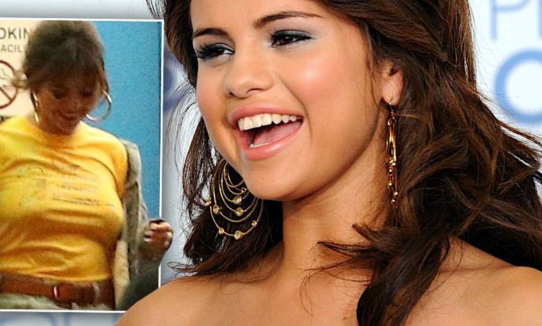 Śliczna Selena Gomez paradowała po ulicy bez stanika! Tak niegrzeczna jeszcze nie była!