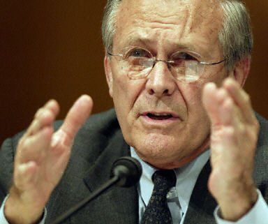 Amerykanie nie chcą dymisji Rumsfelda
