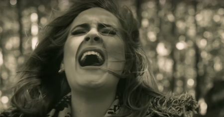 Adele sprzedała dom. Straciła na transakcji milion funtów