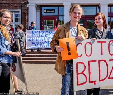 Strajk nauczycieli. Protestujący tracą wynagrodzenia, samorządy chcą wyrównywać