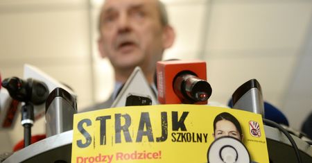 Strajk nauczycieli. Piątek ostatniej szansy, czwarty dzień negocjacji