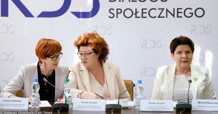 Zwiększenie pensum wśród propozycji rządu dla nauczycieli. Co oznacza ta zmiana?