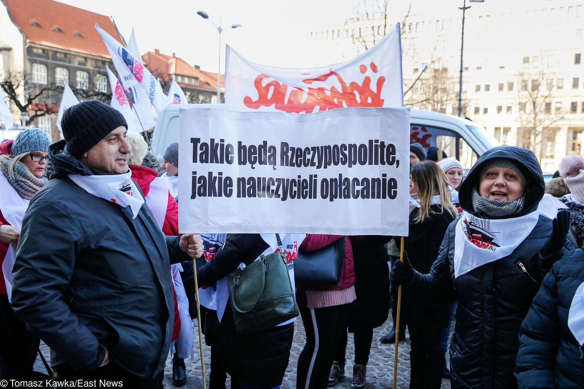 Strajk nauczycieli rozpocznie się 8 kwietnia i potrwa dopóki nauczyciele nie dostaną 1000 zł podwyżki.