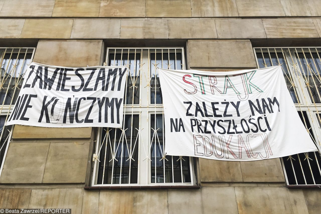 Strajk włoski nauczycieli. Październik? Część nieoficjalnie prowadzi go już od września