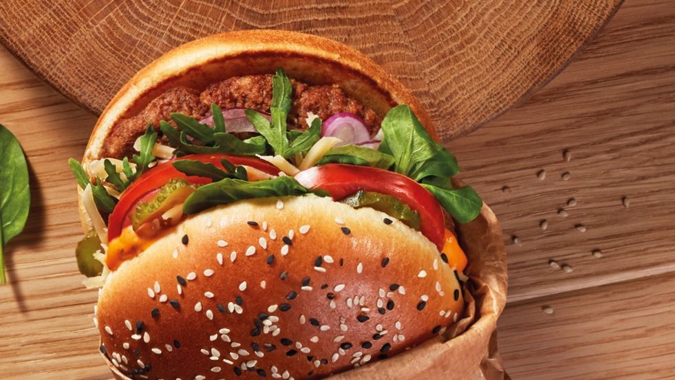 Nowa oferta gastronomiczna Shella. Na stacjach pojawi się marka deli by ...