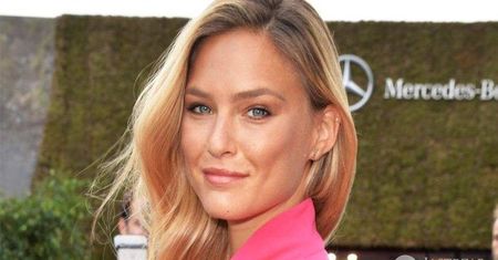 Ciężarna Bar Refaeli nie oszczędza się w ciąży? Pokazała zdjęcia z siłowni