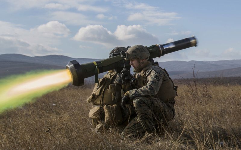 Javelin to przeciwpancerny pocisk kierowany, skuteczny przeciwko wszystkim znanym rodzajom pancerzy