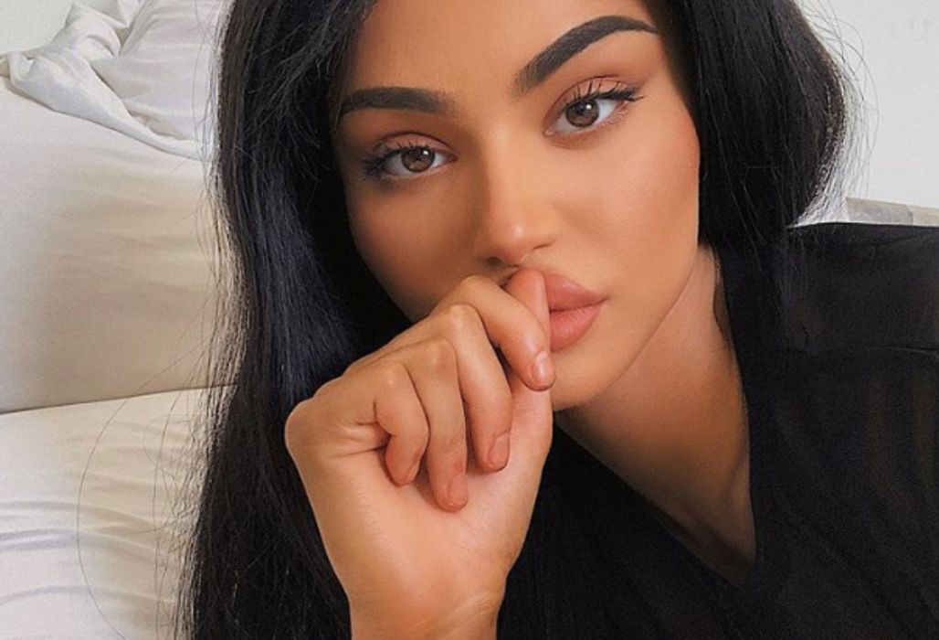 Nazywają ją drugą Kylie Jenner. Ostatnią fotografią podpadła